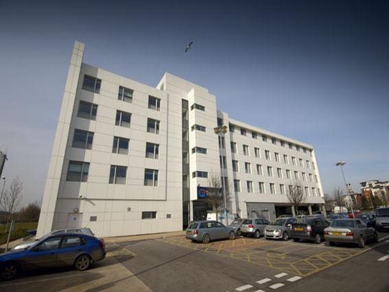 hotel Travelodge Cardiff Atlantic Wharf