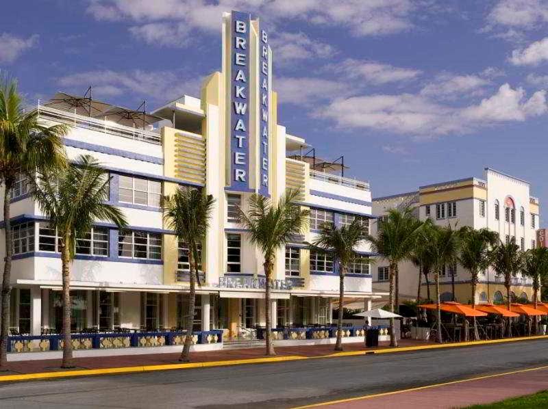 hotel Breakwater South Beach