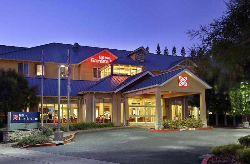 hotel Hilton Garden Inn Sonoma County Airport