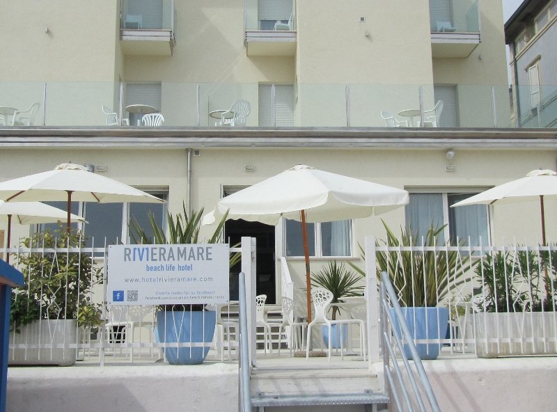 hotel Riviera Mare Beach Life