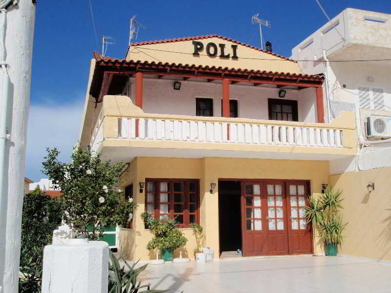 hotel Poli Studios