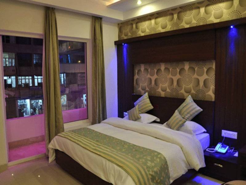 hotel The Pearl Hotel Delhi