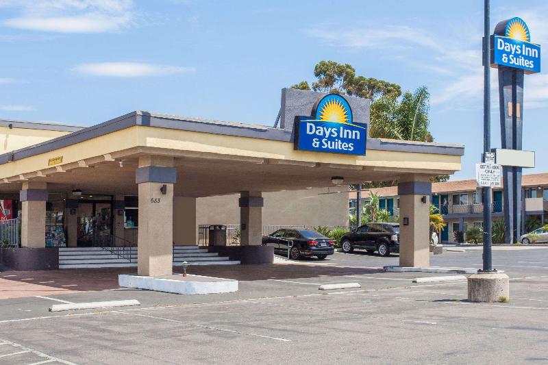 hotel Days Inn & Suites