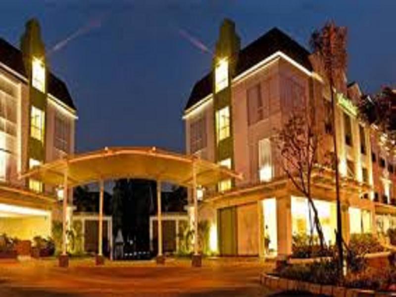 hotel Pomelotel Patra Kuningan