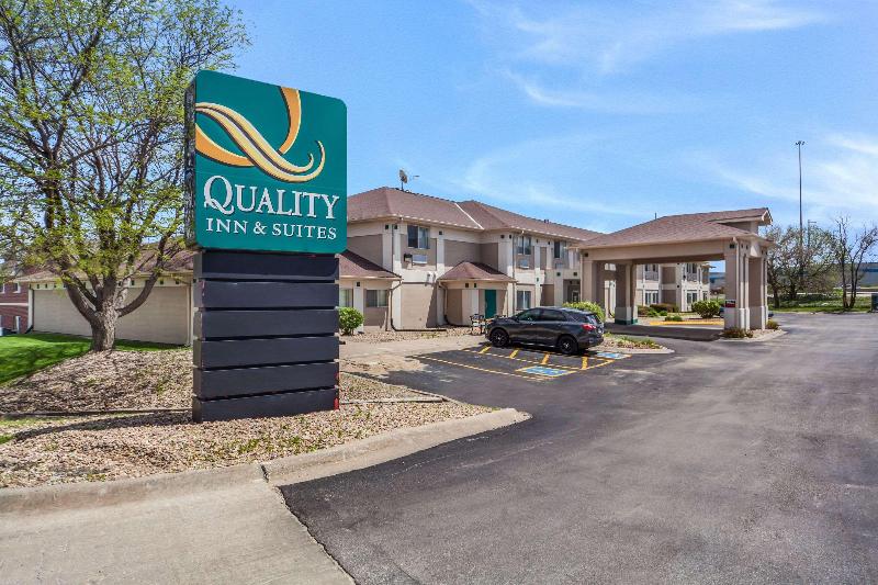 hotel Quality Inn & Suites