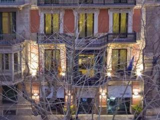 hotel Next To La Pedrera