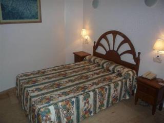 hotel Hostal Drago