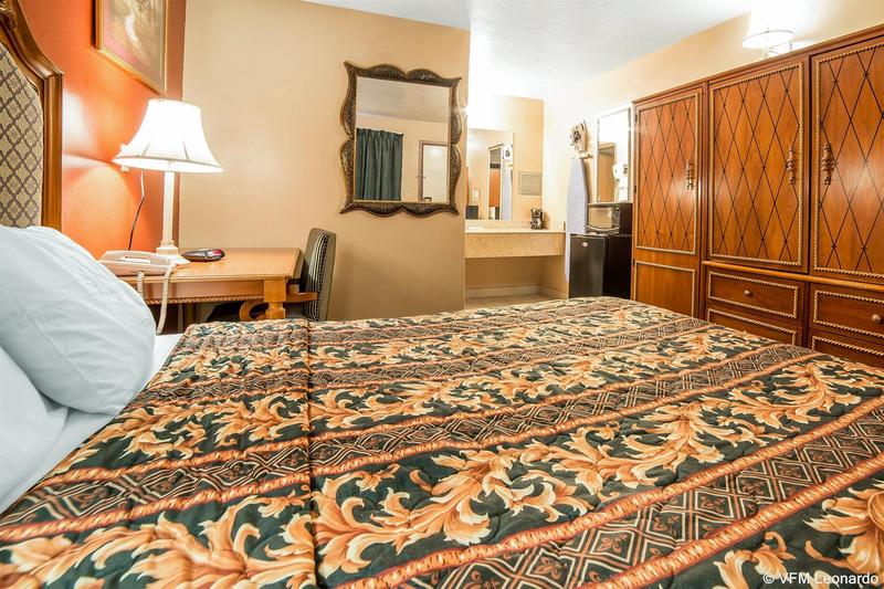 hotel Rodeway Inn & Suites