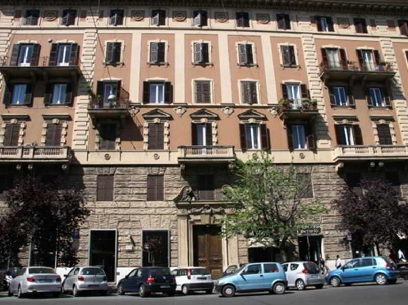 hotel Ferrari Home