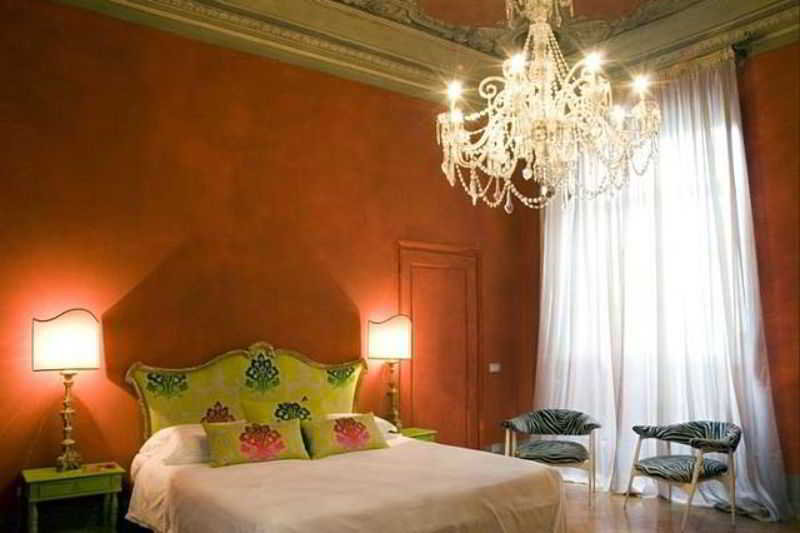 hotel N4u Guest House Florence