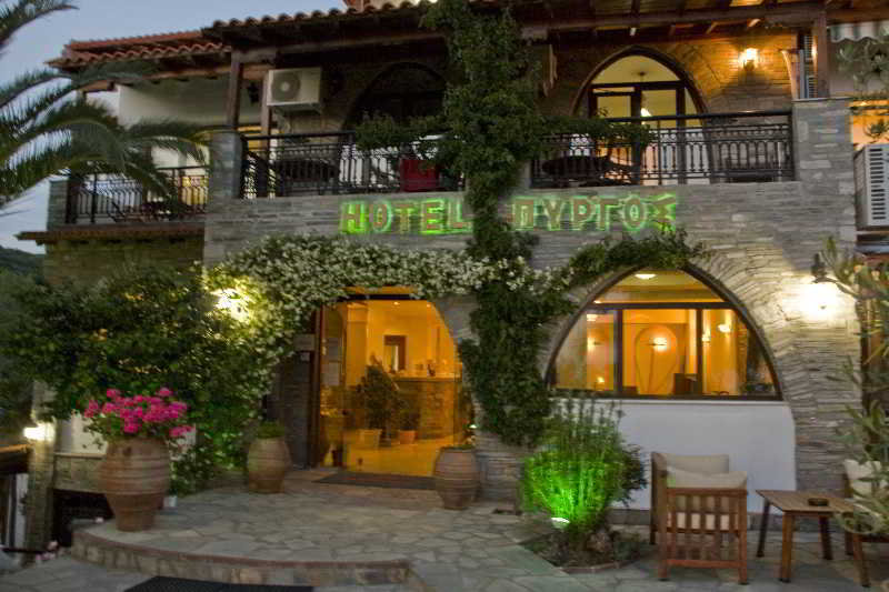 Fotos Hotel Pyrgos