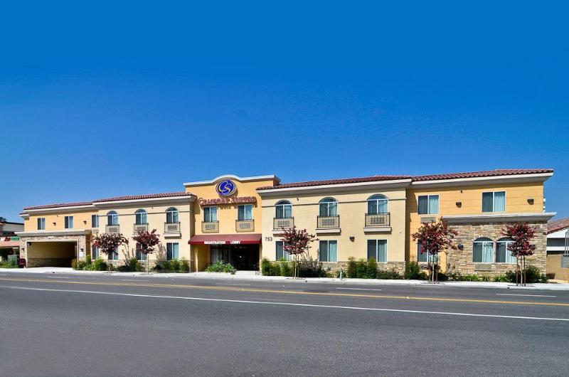 hotel Comfort Suites Near Industry Hills Expo Center