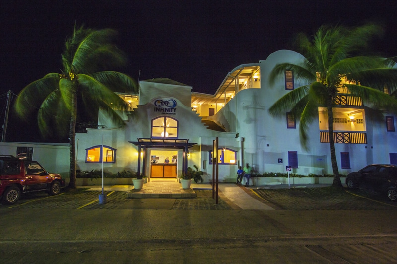 hotel Infinity On The Beach