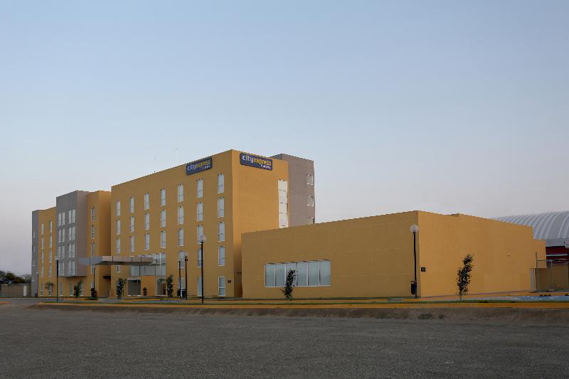 hotel City Express Salina Cruz