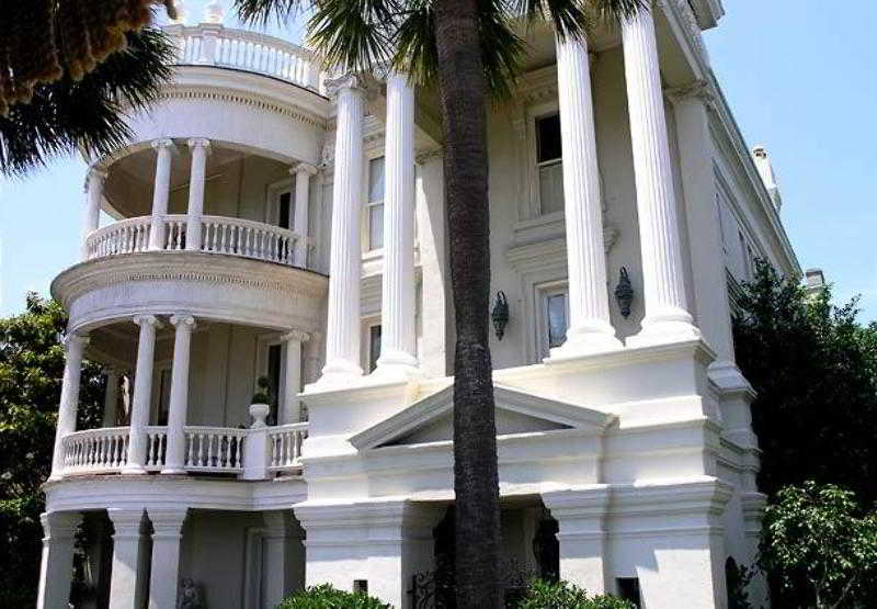 hotel Courtyard Charleston Historic District