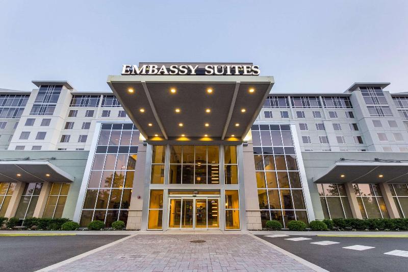 hotel Embassy Suites Elizabeth Newark Airport