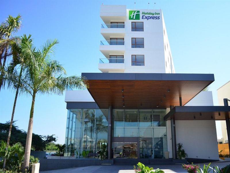 hotel Holiday Inn Express Puerto Vallarta