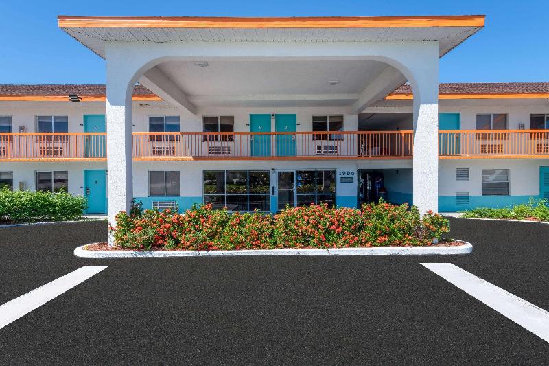 hotel Howard Johnson Express Inn - Vero Beach