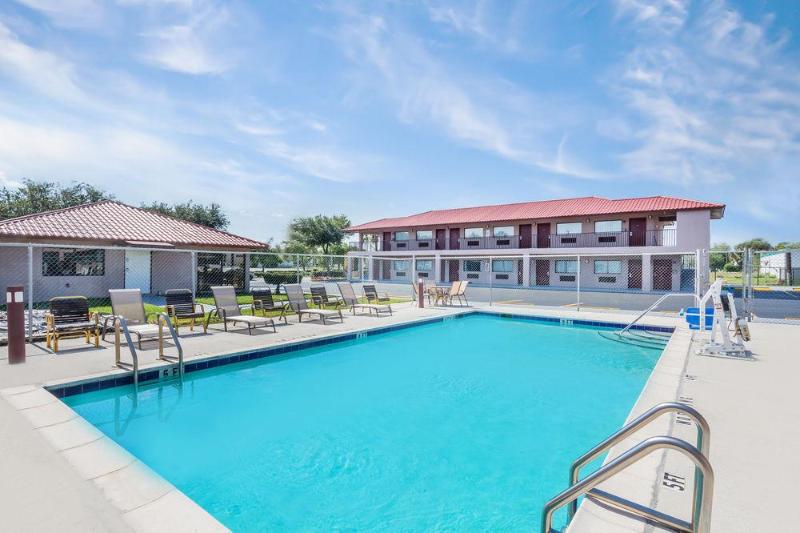 hotel Super 8 Motel - Fort Pierce