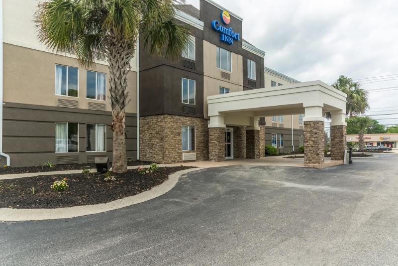 hotel Super 8 Motel - North Myrtle Beach/barefoot Landin