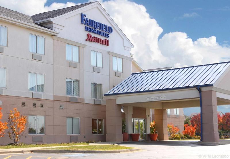 hotel Fairfield Inn And Suites By Marriott St Charles