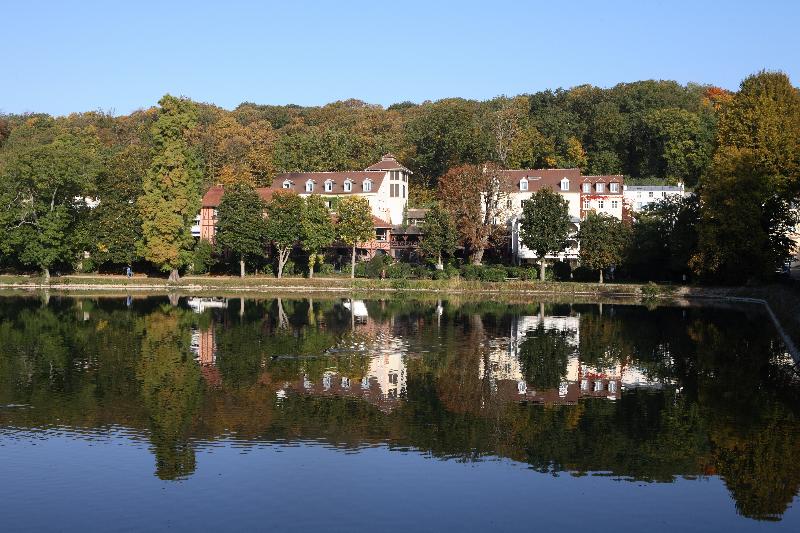 hotel Les Etangs De Corot