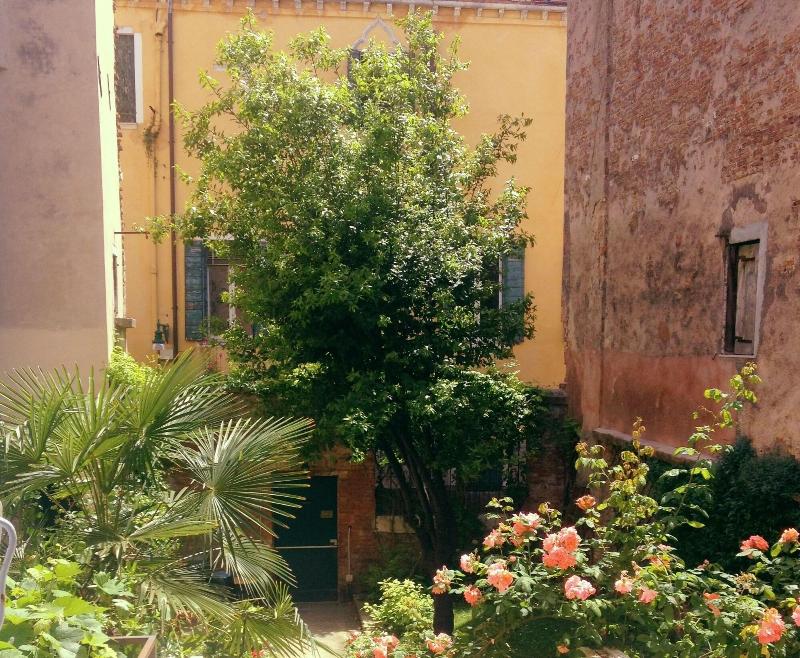 hotel 3749 Ponte Chiodo Guest House