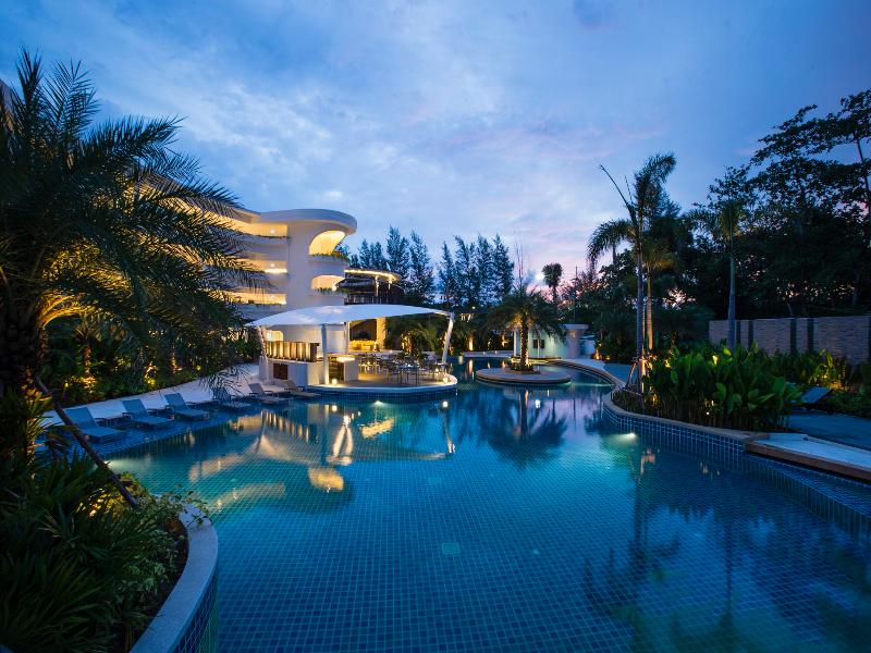 hotel Novotel Phuket Karon Beach Resort And Spa