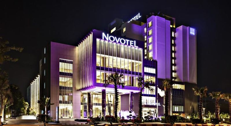 hotel Novotel Yangon Max