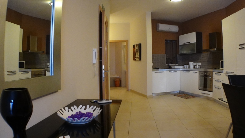 hotel Eri Apartments E378