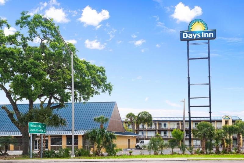 hotel Days Inn Tampa/north Of Busch Gardens