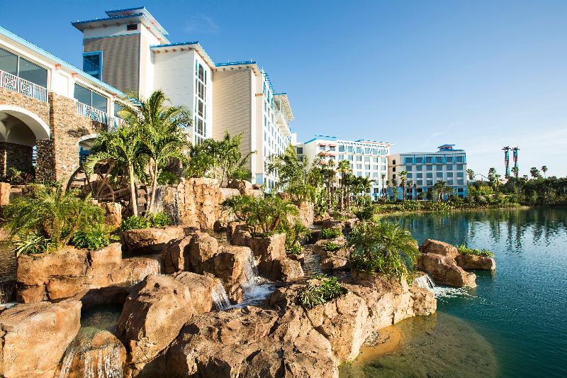 hotel Universal's Loews Sapphire Falls Resort