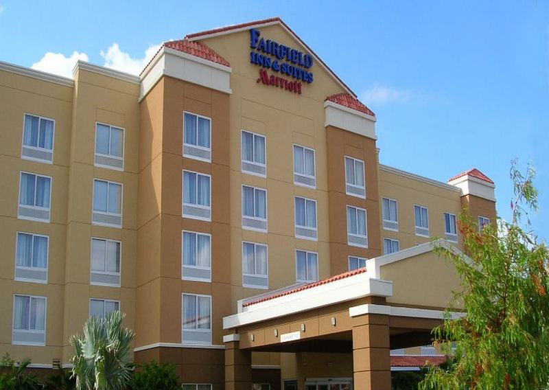 hotel Fairfield Inn & Suites By Marriott Butler Blvd