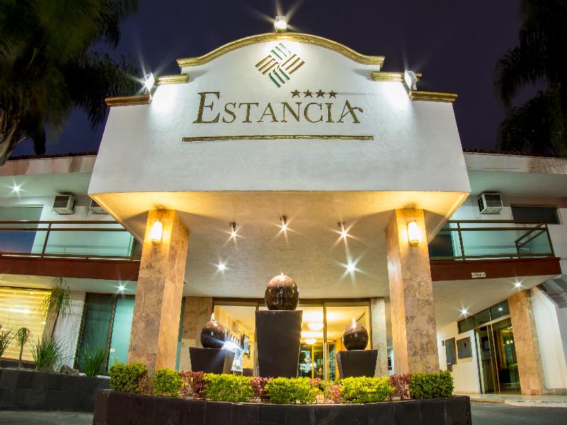 hotel La Estancia