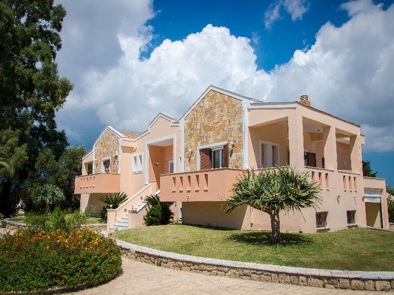 hotel Leone Luxury Villas