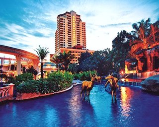 hotel Resort Suites At Sunway Lagoon Resort