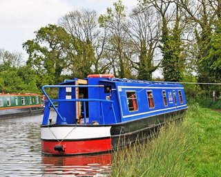 hotel Canalboat Club At Alvechurch Marina