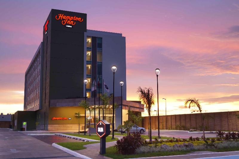 hostal Hampton Inn By Hilton Merida