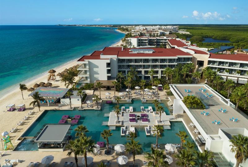 hotel Breathless Riviera Cancun Resort And Spa