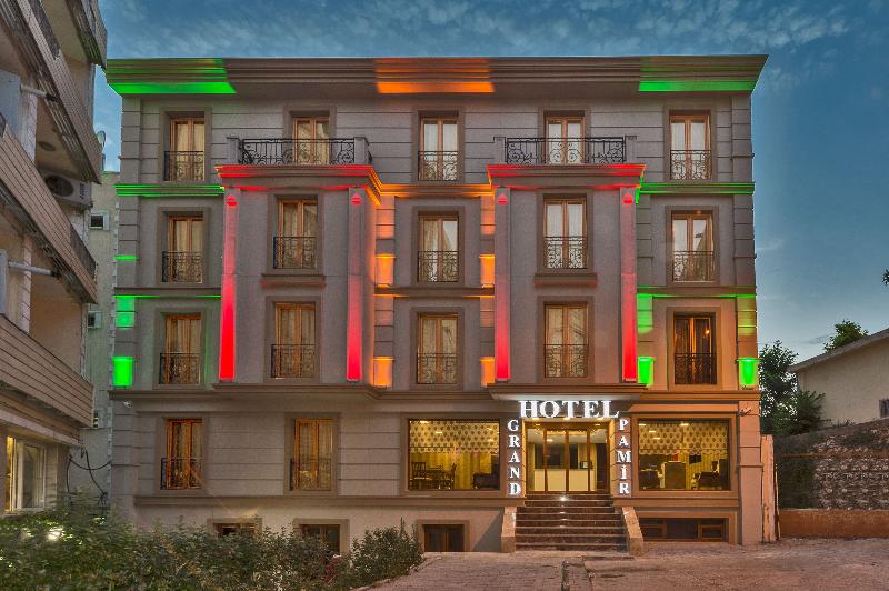 hotel Grand Pamir Hotel