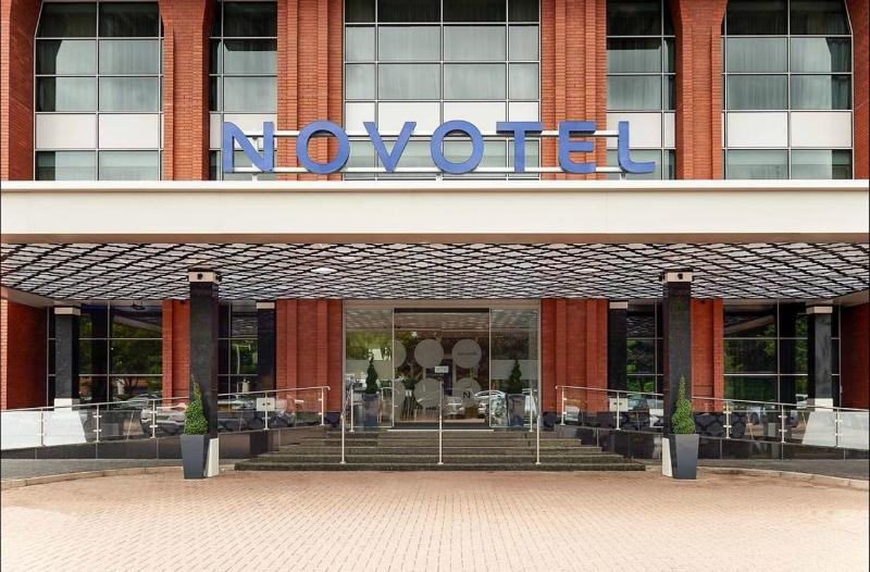 hotel Novotel Heathrow T1 T2 And T3