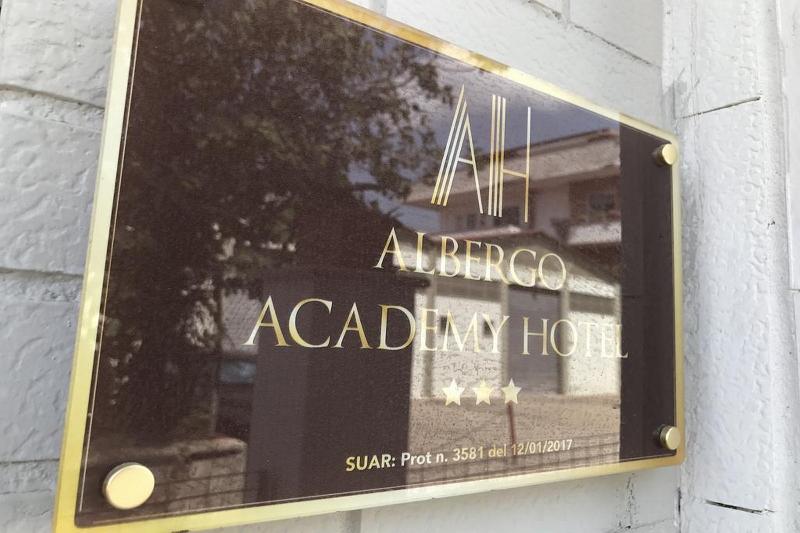 hotel Academy