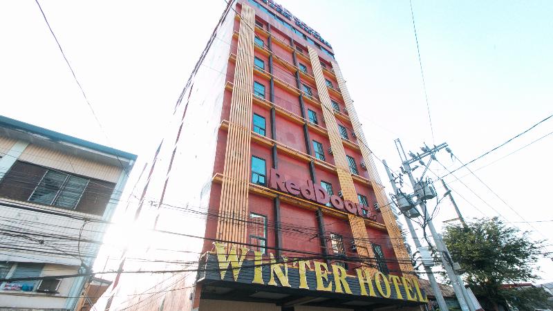 hotel Reddoorz Plus @ Winter Benitez Cubao