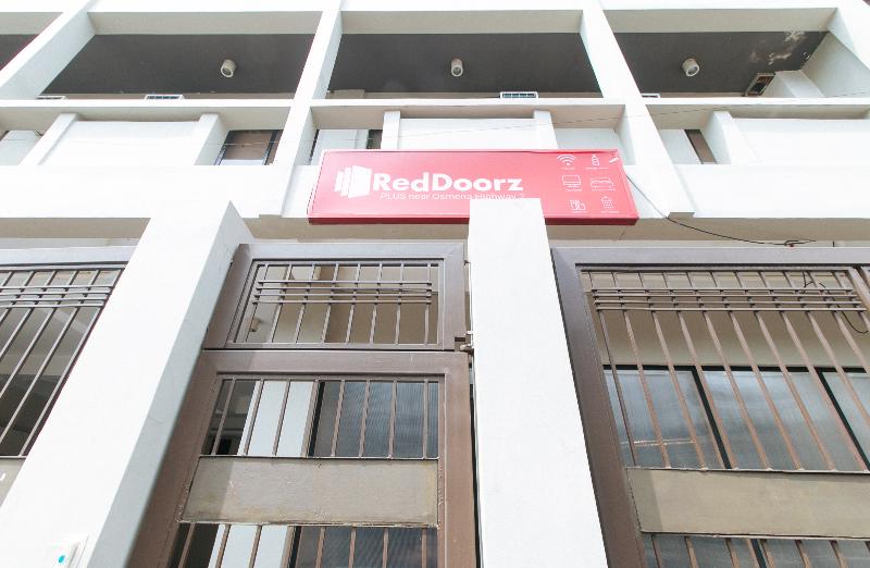 hotel Reddoorz Plus Near Osmena Highway 2