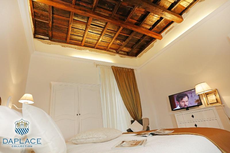 hotel Madonna De Monti Suites Daplace Collection