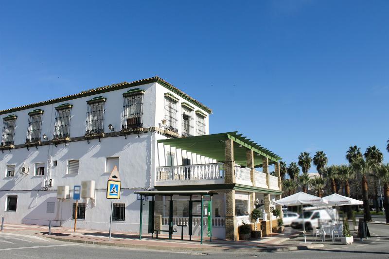 hotel Via Sevilla Cadiz Alojamiento Y Restaurante